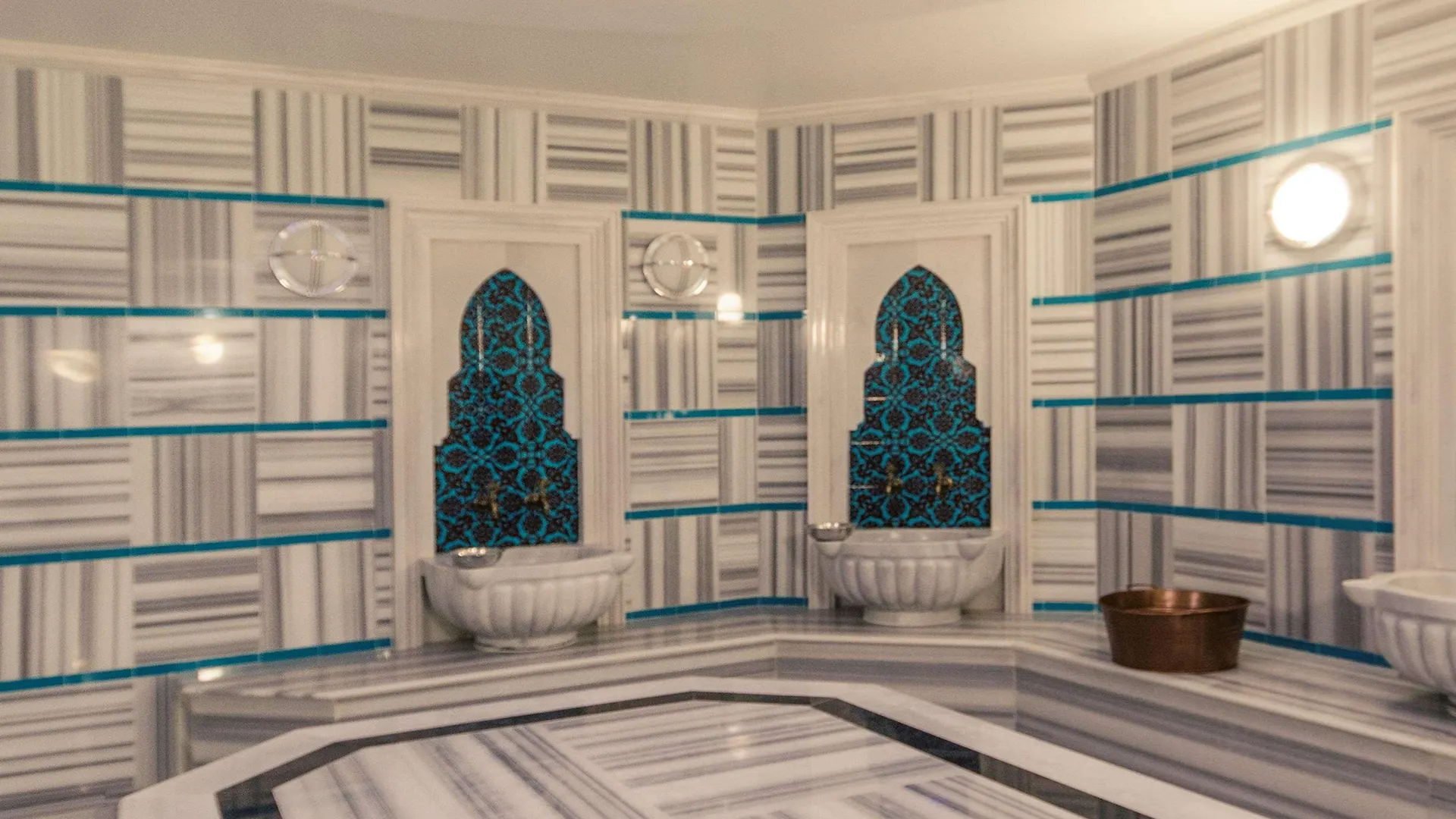 Mercure Istanbul Umraniye 4*,